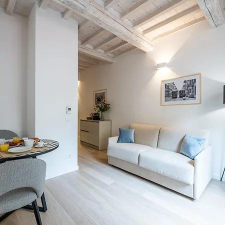 Algila Lifestyle Tornabuoni Apartments Florence Exterior photo
