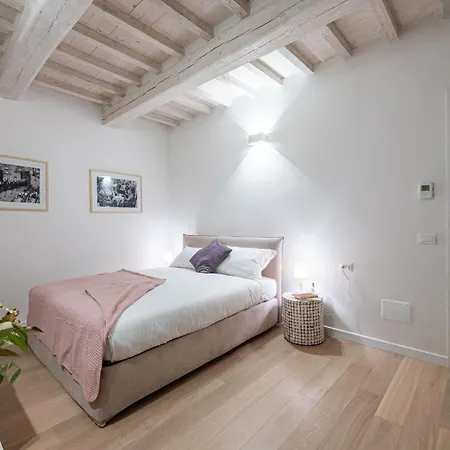 Algila Lifestyle Tornabuoni Apartments Florence Exterior photo